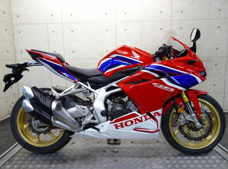 Мотоцикл Honda CBR250RRA з пробігом 4785 km