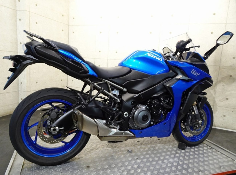 Мотоцикл Suzuki gsx-s1000 gt с пробегом 17280 km