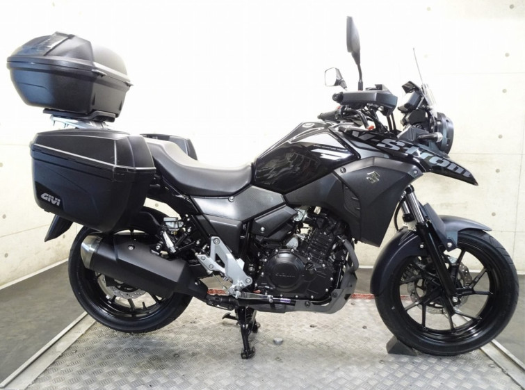 Мотоцикл Suzuki V-STROM DL250 с пробегом 9747 km