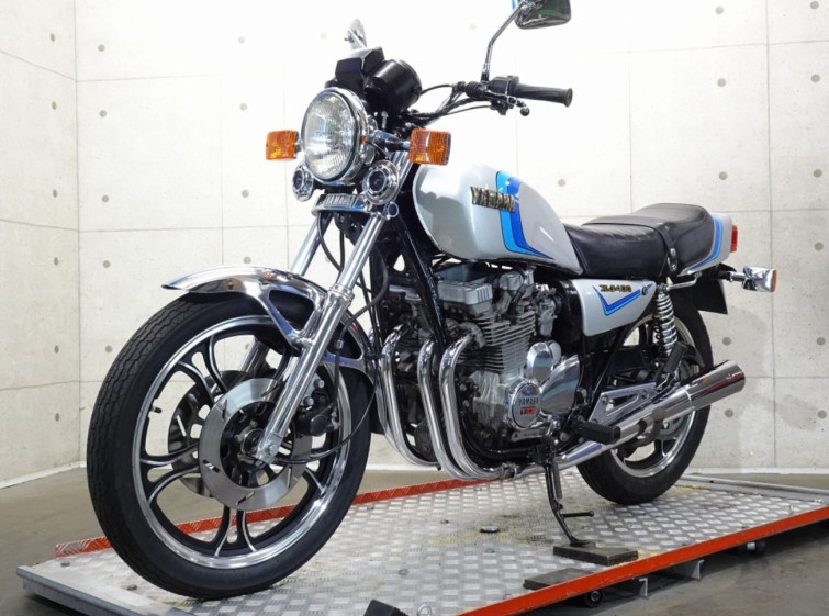 Мотоцикл Yamaha XJ400 с пробегом 13447 km