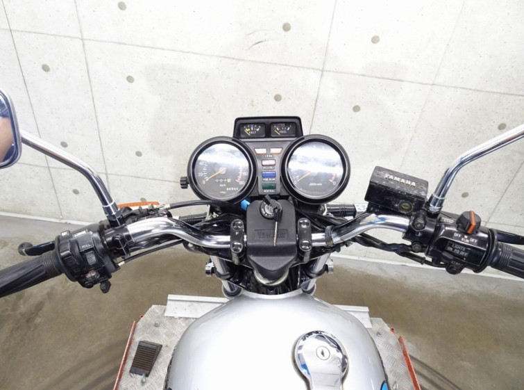 Мотоцикл Yamaha XJ400 с пробегом 13447 km