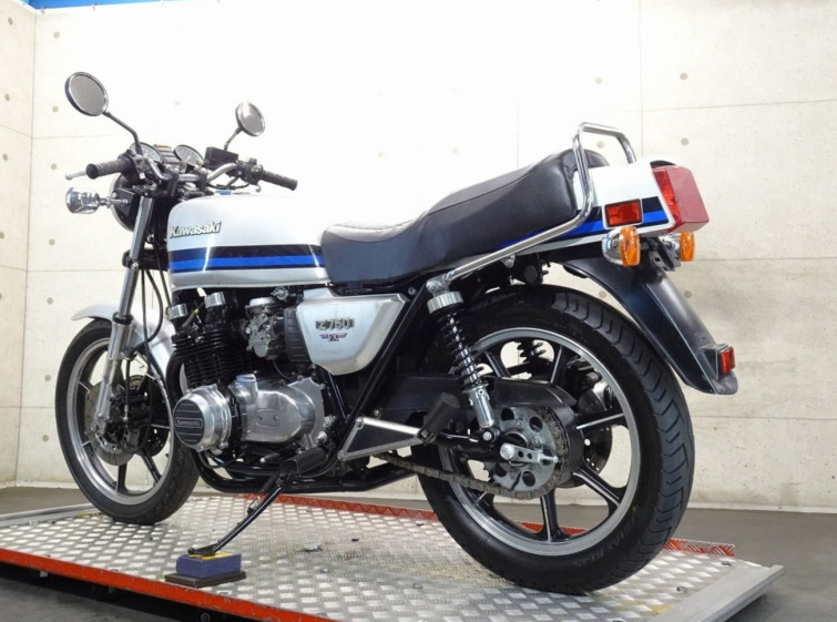 Мотоцикл Kawasaki Z750FX3 з пробігом 21226 km