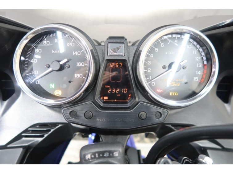 Мотоцикл Honda CB400SFVA с пробегом 23210 km