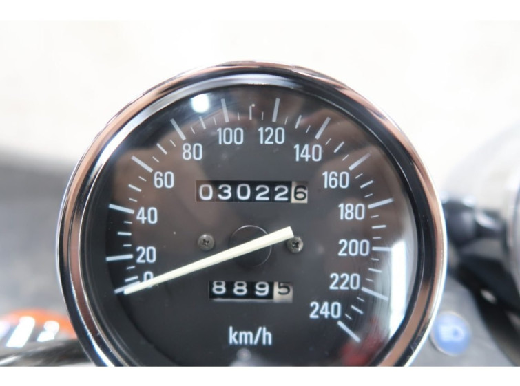 Мотоцикл Kawasaki ZEPHYR750RS с пробегом 3022 km