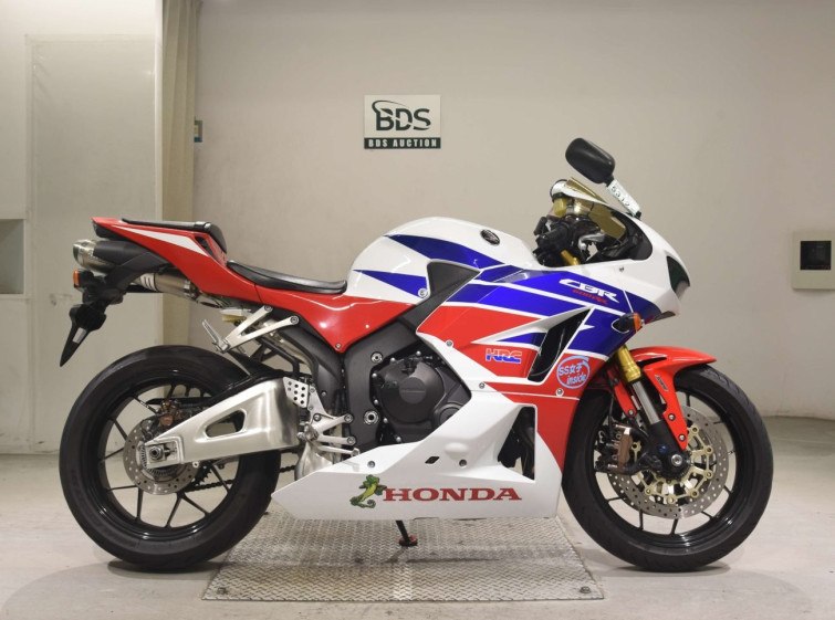 Мотоцикл Honda CBR600RR з пробігом 33016 km