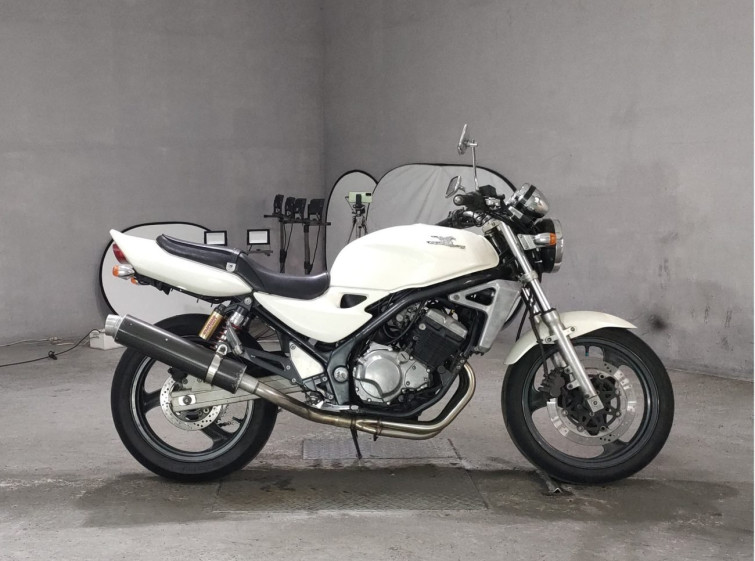 Мотоцикл Kawasaki BALIUS2 з пробігом 35722 km