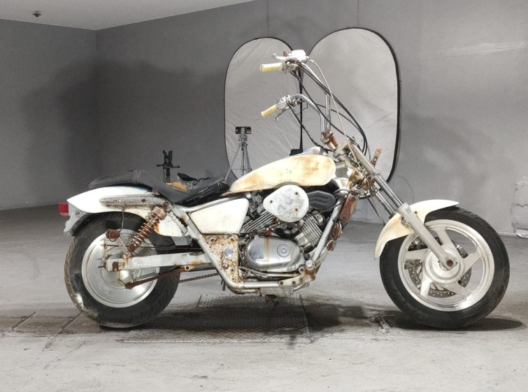 Мотоцикл Honda MAGNA250 с пробегом 25165 km