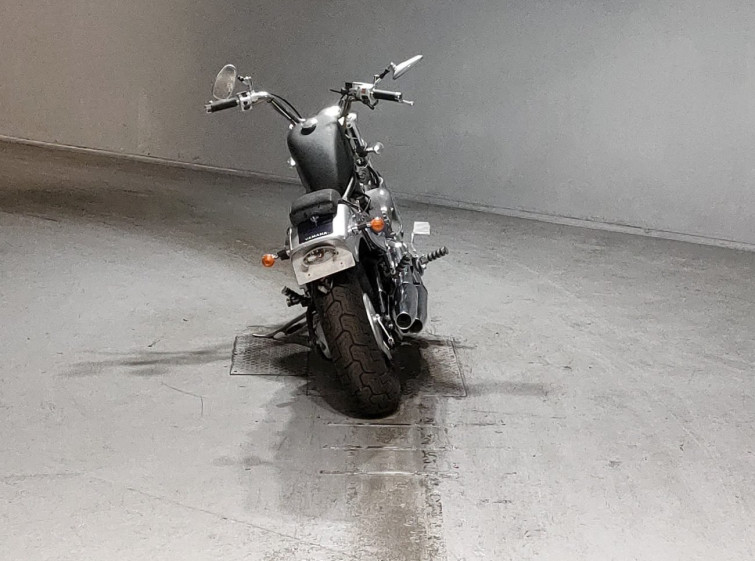 Мотоцикл Yamaha DRAGSTAR XVS400