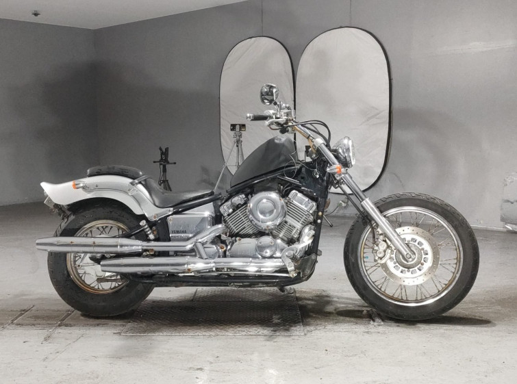 Мотоцикл Yamaha DRAGSTAR XVS400