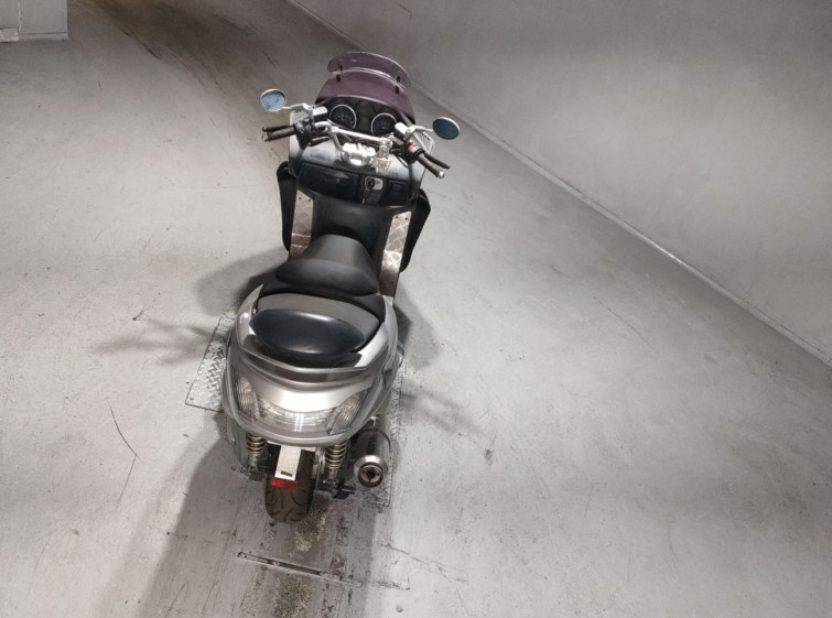 Мотоцикл Yamaha GRAND MAJESTY250 з пробігом 43746 km