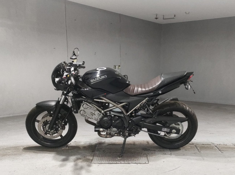 Мотоцикл Suzuki SV650X з пробігом 9637 km