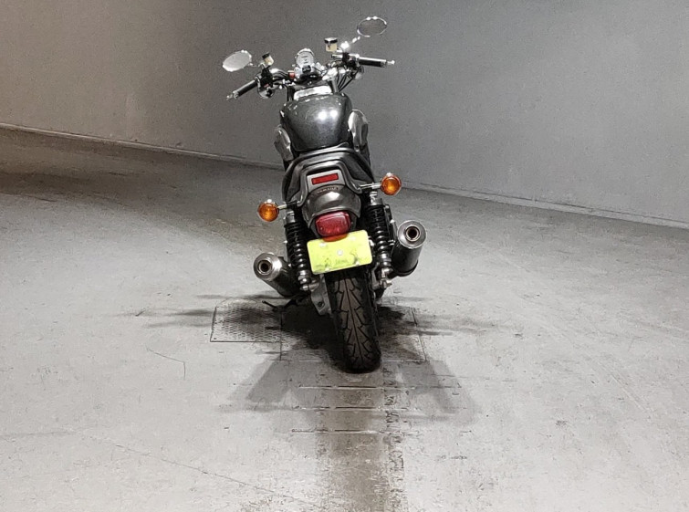 Мотоцикл Yamaha V-MAX1200 с пробегом 32412 km
