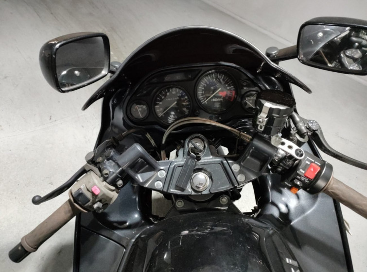 Мотоцикл Kawasaki ZZ-R400 з пробігом 49228 km