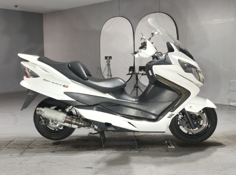 Мотоцикл Suzuki SKYWAVE 250M з пробігом 12708 km
