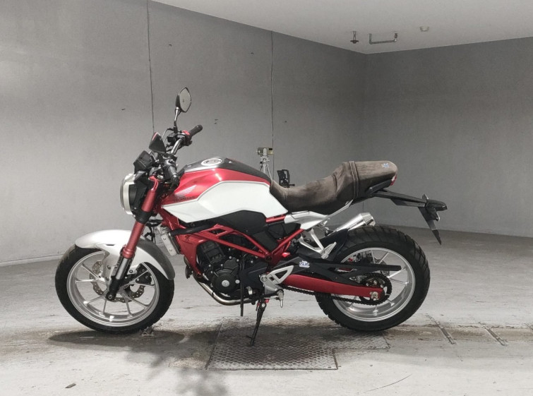 Мотоцикл Honda CB250R з пробігом 3019 km