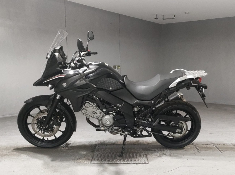 Мотоцикл Suzuki V-STROM DL650 з пробігом 13704 km