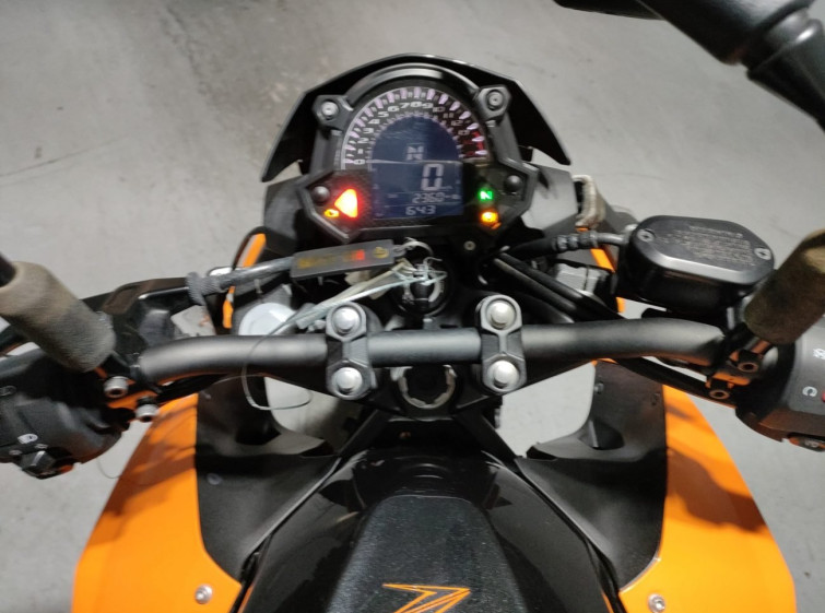 Мотоцикл Kawasaki Z250 с пробегом 2360 km