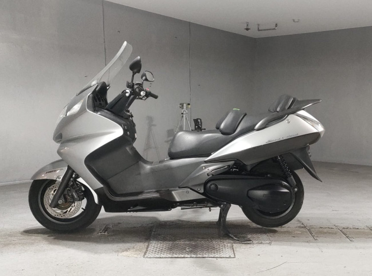 Мотоцикл Honda SILVERWING600 с пробегом 7497 km