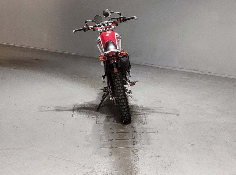 Мотоцикл Yamaha SEROW XT250 с пробегом 2819 km