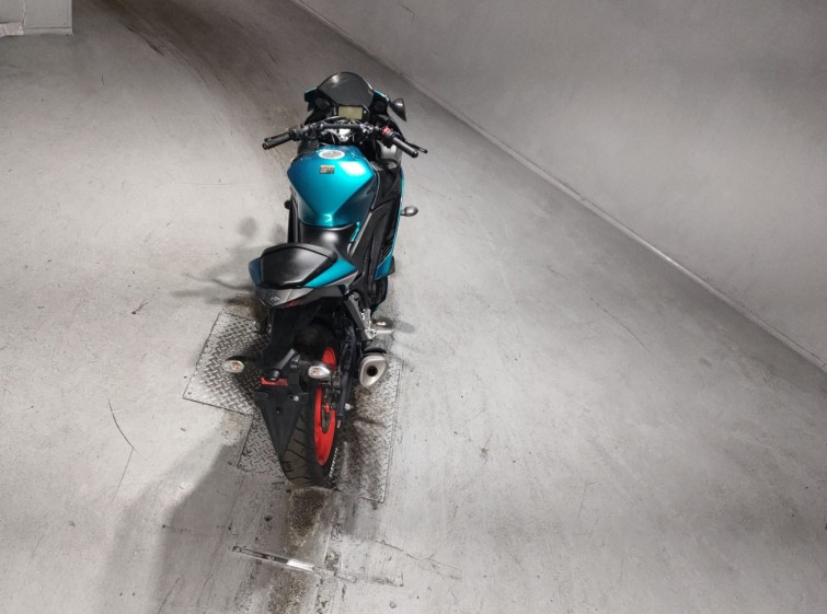 Мотоцикл Yamaha YZF-R25 с пробегом 9671 km