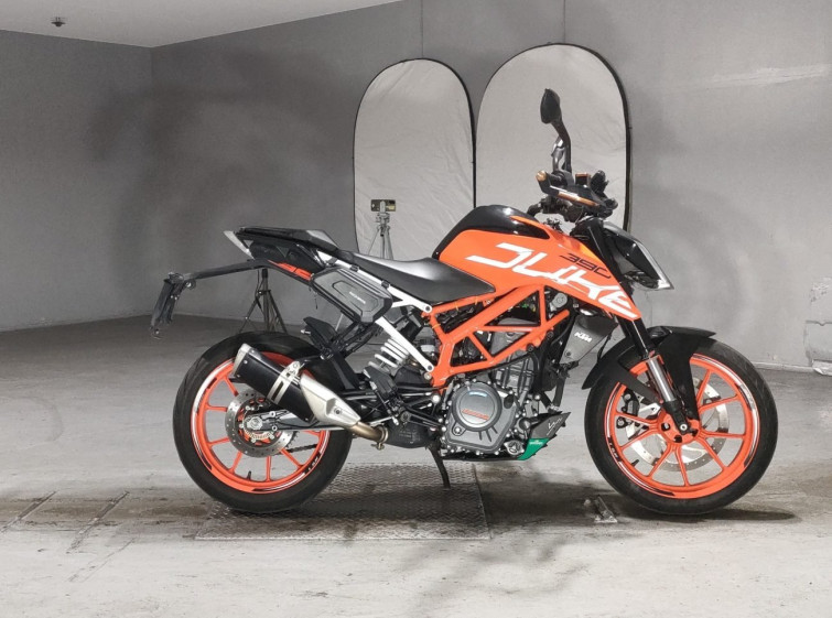 Мотоцикл KTM 390 DUKE з пробігом 15843 km