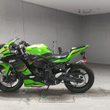 Мотоцикл Kawasaki NINJA ZX-4RR з пробігом 6435 km