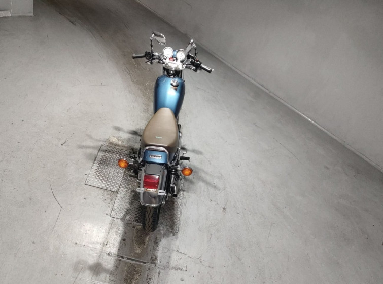 Мотоцикл Yamaha SR400 с пробегом 2550 km