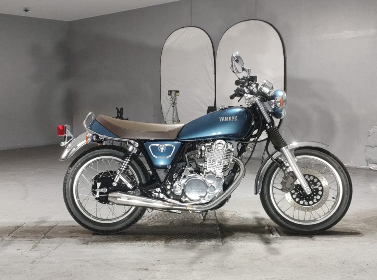 Мотоцикл Yamaha SR400 с пробегом 2550 km