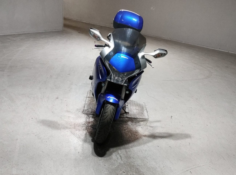 Мотоцикл Honda VFR1200F с пробегом 12273 km