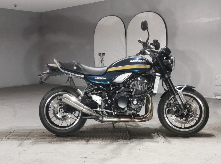Мотоцикл Kawasaki Z900RS с пробегом 5682 km