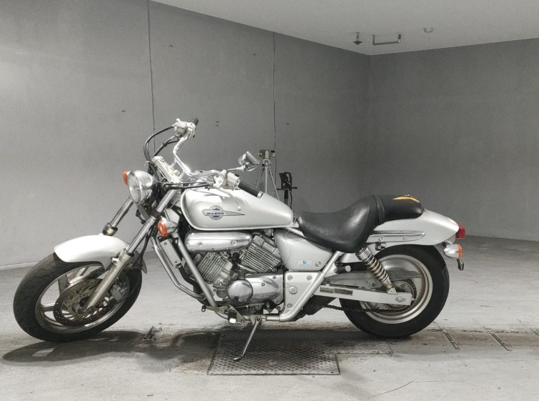 Мотоцикл Honda MAGNA250 с пробегом 15938 km