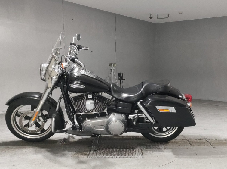 Мотоцикл HD SWITCHBACK FLD1580 з пробігом 23746 km