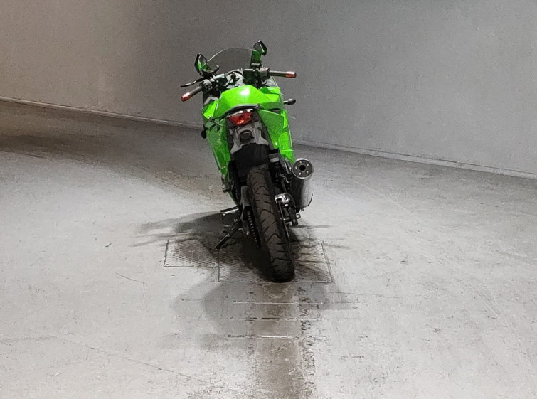 Мотоцикл Kawasaki NINJA250R з пробігом 7039 km