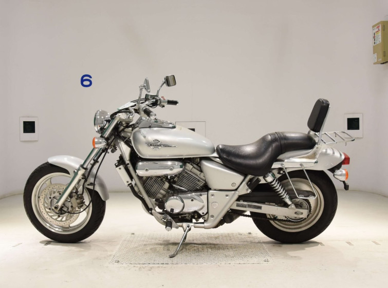 Мотоцикл Honda MAGNA250 с пробегом 13590 km