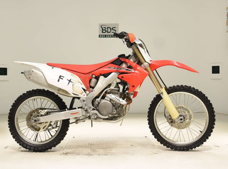Мотоцикл Honda CRF250R