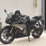 Мотоцикл Honda CBR400R з пробігом 7364 km