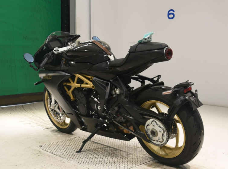 Мотоцикл MV Agusta F3 з пробігом 6522 km