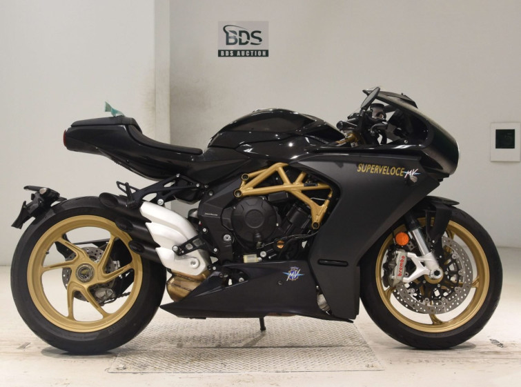 Мотоцикл MV Agusta F3 з пробігом 6522 km