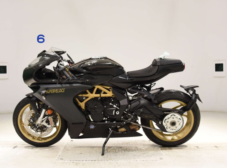 Мотоцикл MV Agusta F3 з пробігом 6522 km