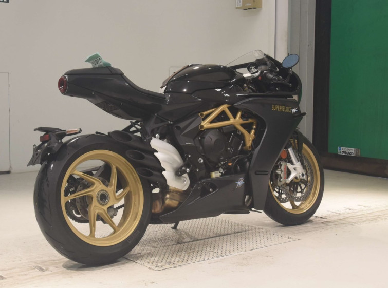 Мотоцикл MV Agusta F3 з пробігом 6522 km