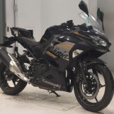 Мотоцикл Kawasaki NINJA400 з пробігом 9749 km