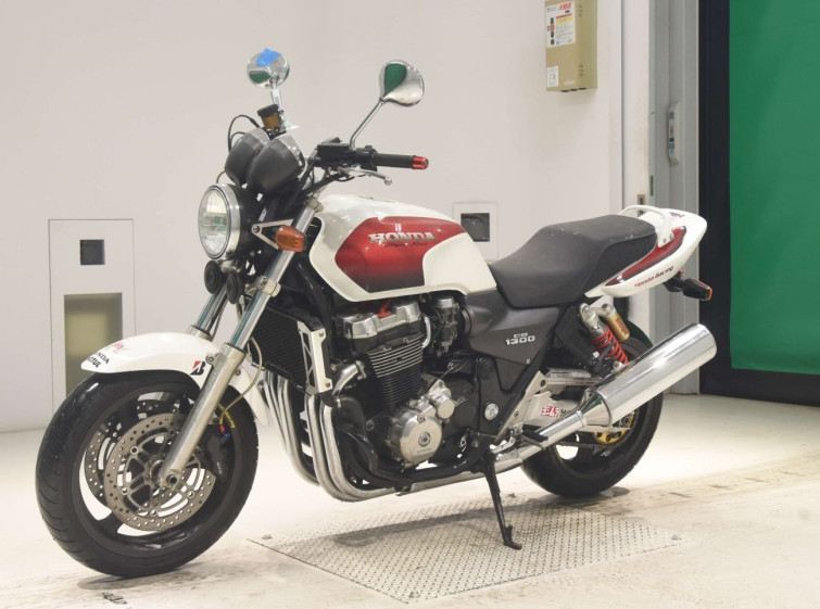 Мотоцикл Honda CB1300SF з пробігом 29445 km