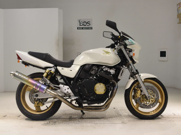 Мотоцикл Honda CB400SFV