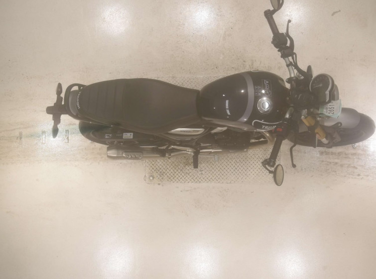 Мотоцикл Triumph speed 400 з пробігом 1380 km