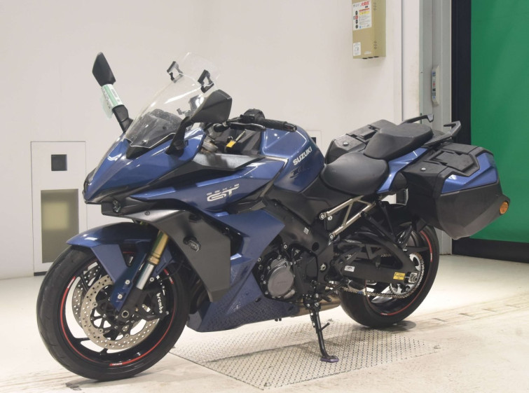 Мотоцикл Suzuki gsx-s1000 gt с пробегом 8909 km