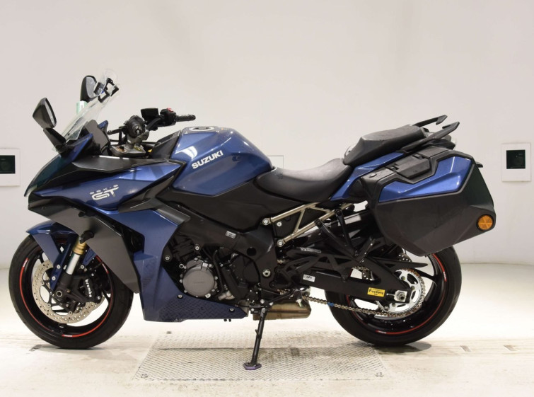 Мотоцикл Suzuki gsx-s1000 gt с пробегом 8909 km