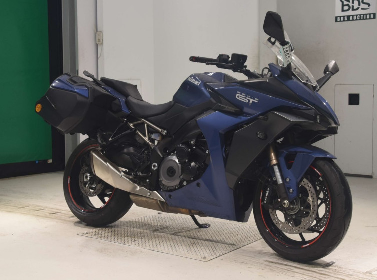 Мотоцикл Suzuki gsx-s1000 gt с пробегом 8909 km