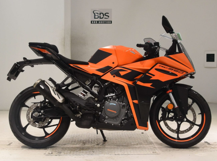 Мотоцикл KTM RC 390 з пробігом 2468 km