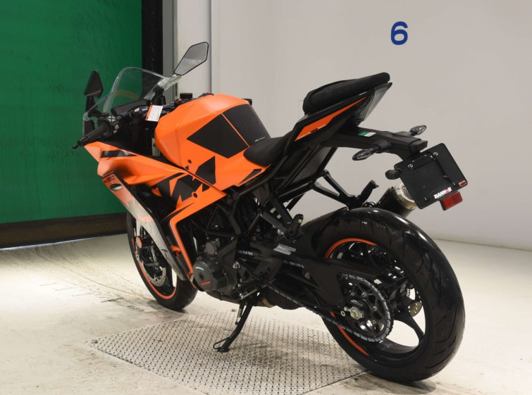 Мотоцикл KTM RC 390 з пробігом 2468 km