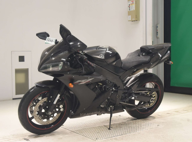 Мотоцикл Yamaha YZF-R1 с пробегом 61890 km
